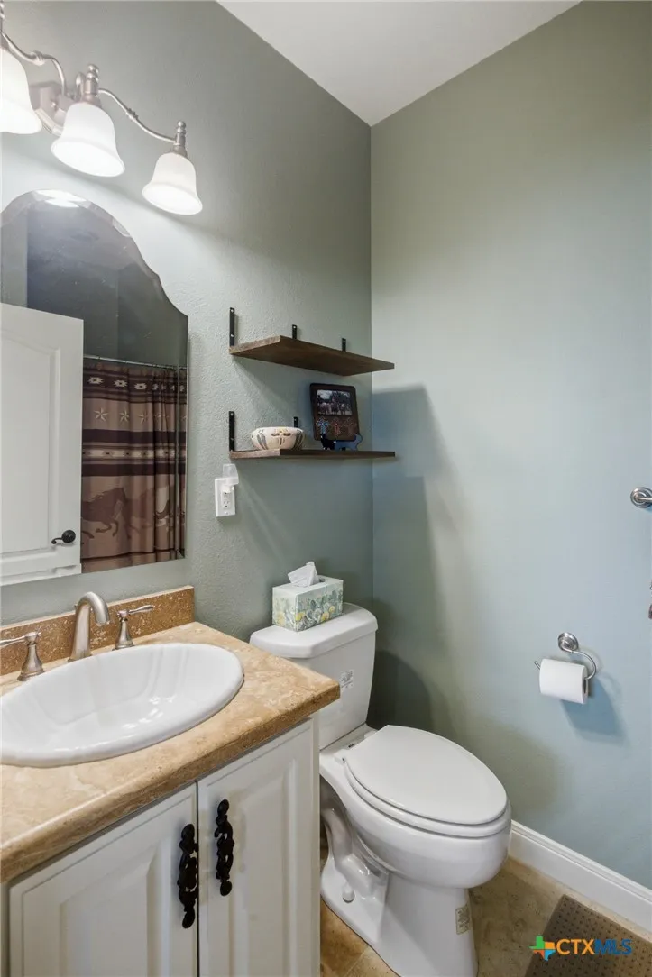 409 Barbara Street Ganado, TX 77962