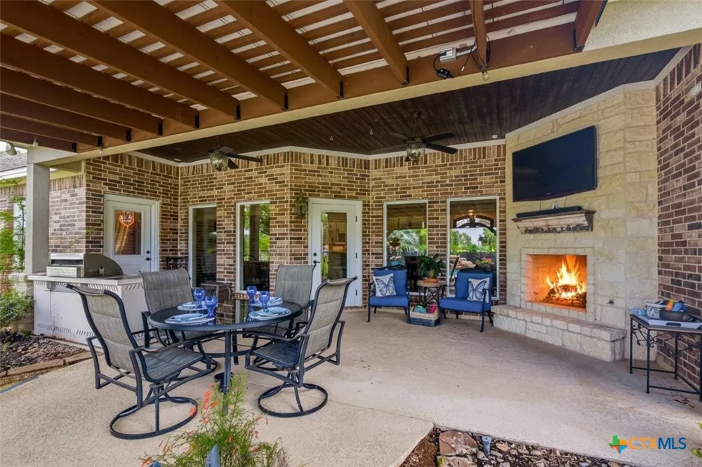 409 Barbara Street Ganado, TX 77962