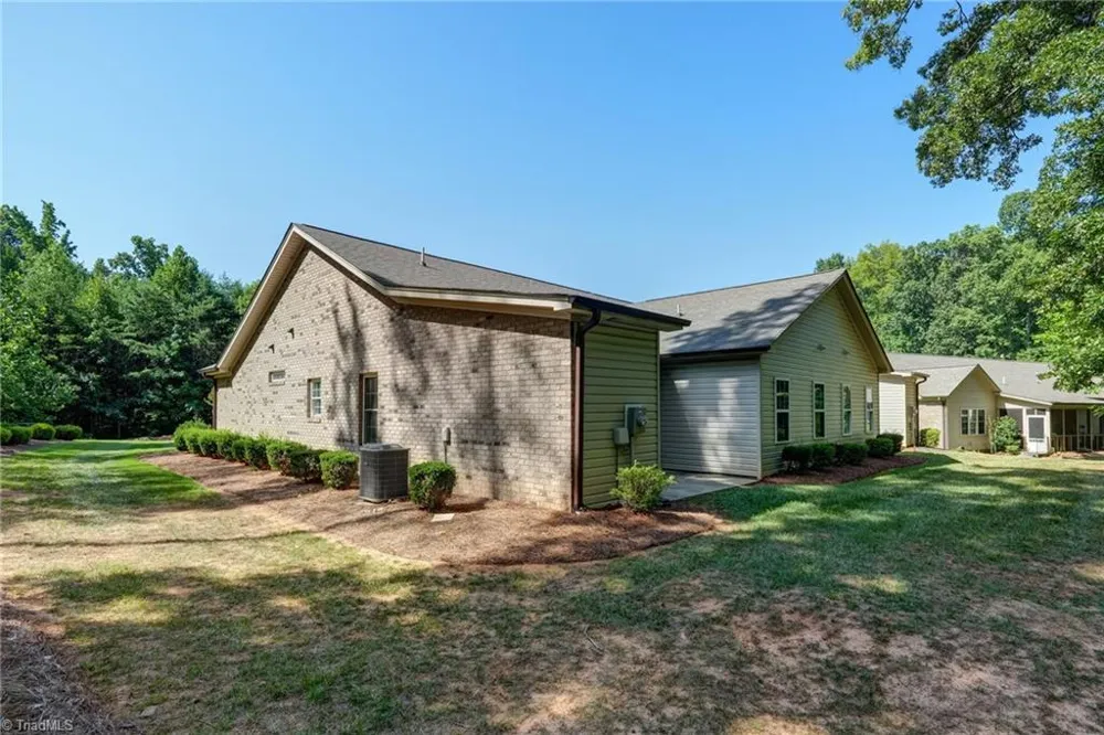 2222 St James Drive Reidsville, NC 27320