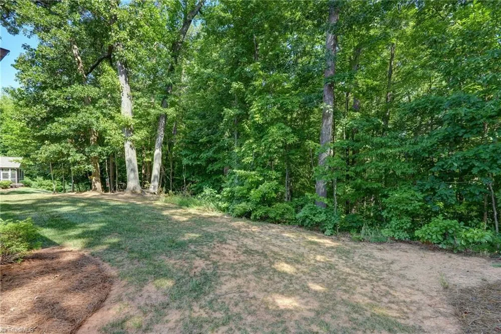 2222 St James Drive Reidsville, NC 27320