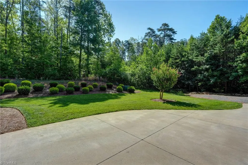 2222 St James Drive Reidsville, NC 27320
