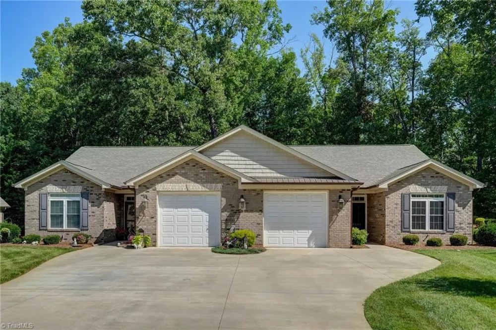 2222 St James Drive Reidsville, NC 27320
