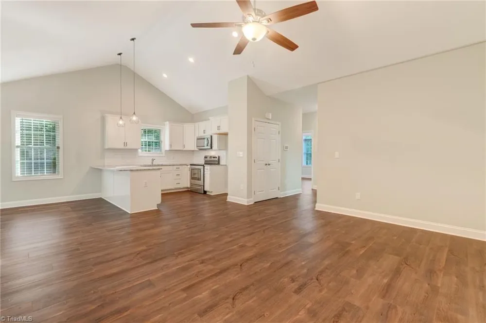 2222 St James Drive Reidsville, NC 27320