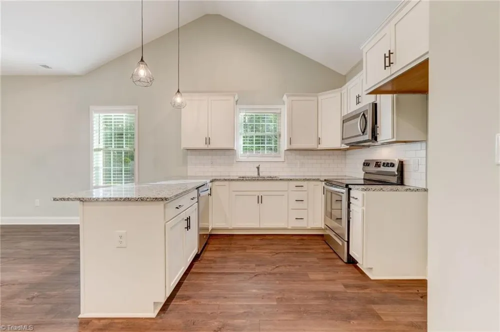 2222 St James Drive Reidsville, NC 27320