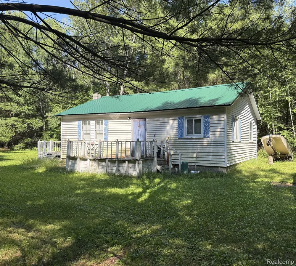1501 Michael Drive Mills Township, MI 48610