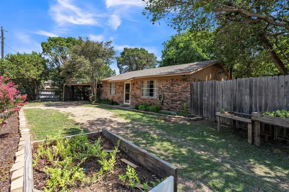 190 Crowfoot Lane Whitney, TX 76692