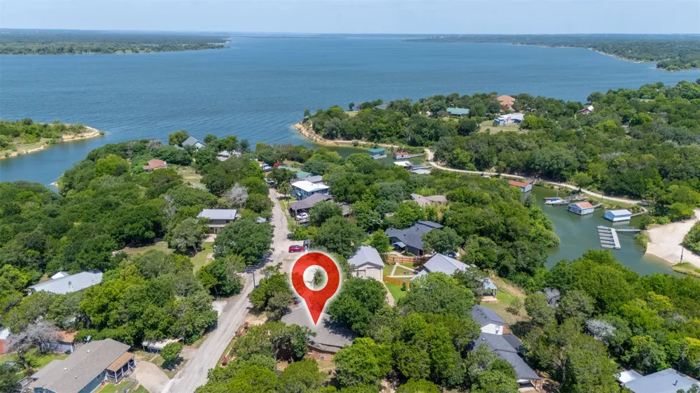 190 Crowfoot Lane Whitney, TX 76692