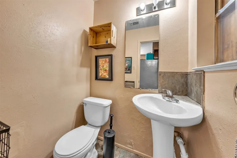 190 Crowfoot Lane Whitney, TX 76692