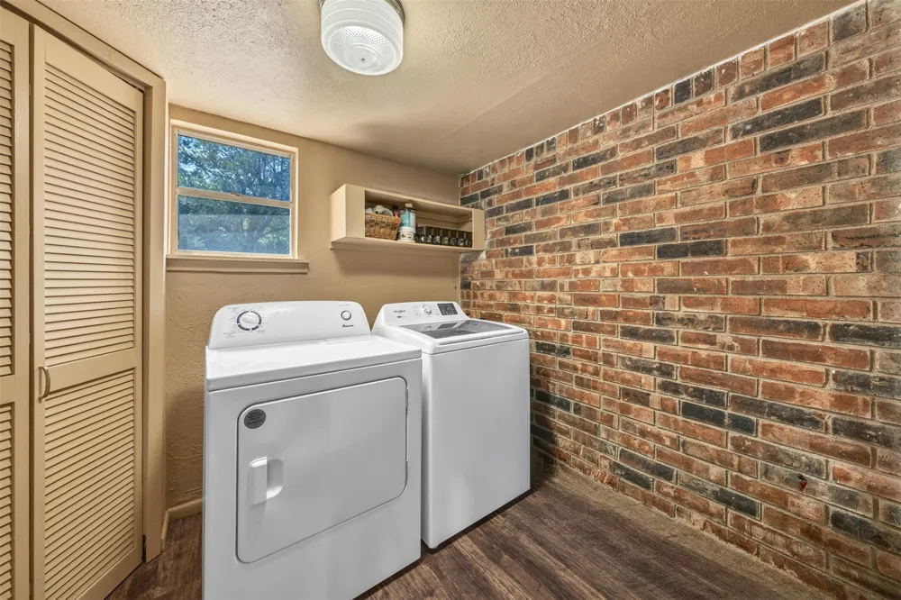 190 Crowfoot Lane Whitney, TX 76692