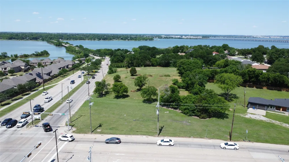 2214 Rowlett Road Garland, TX 75043