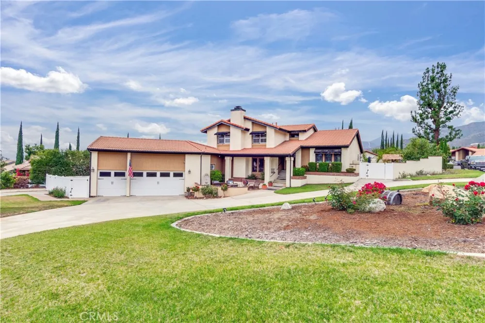 2429 Cliff Road Upland, CA 91784