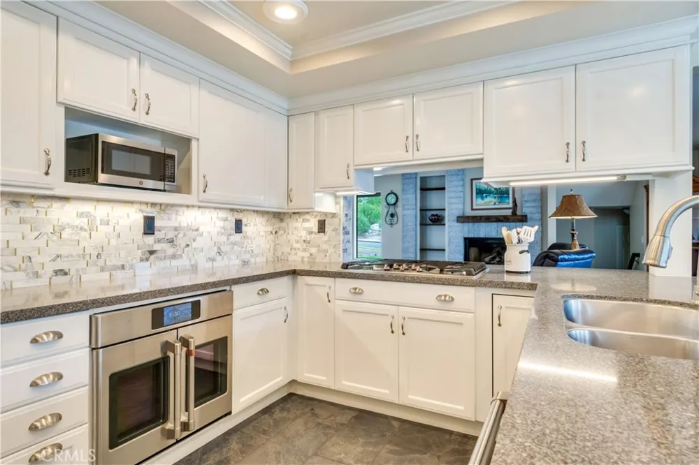 2429 Cliff Road Upland, CA 91784