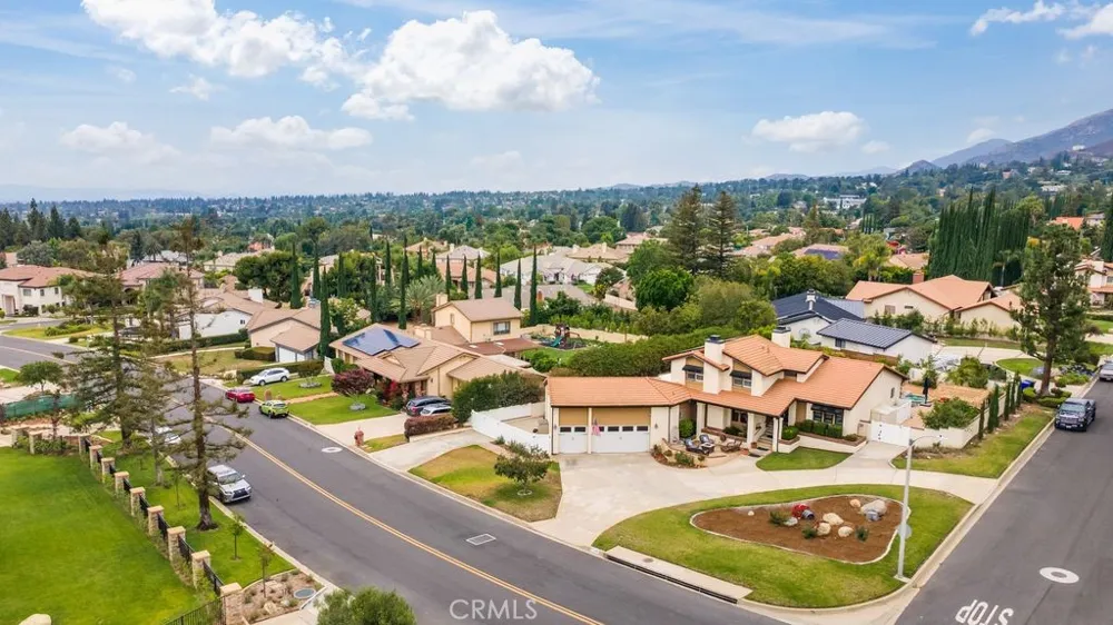 2429 Cliff Road Upland, CA 91784