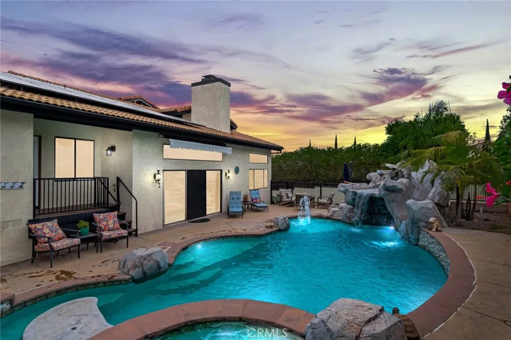 2429 Cliff Road Upland, CA 91784