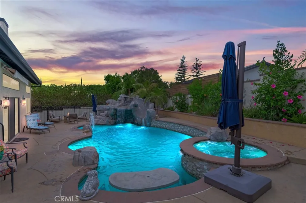 2429 Cliff Road Upland, CA 91784