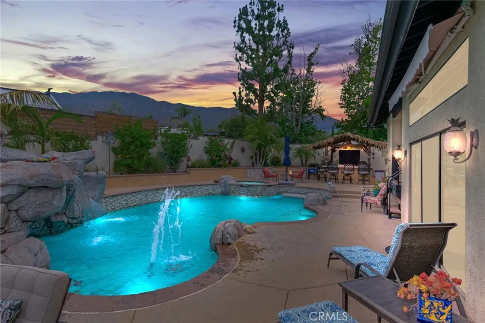 2429 Cliff Road Upland, CA 91784