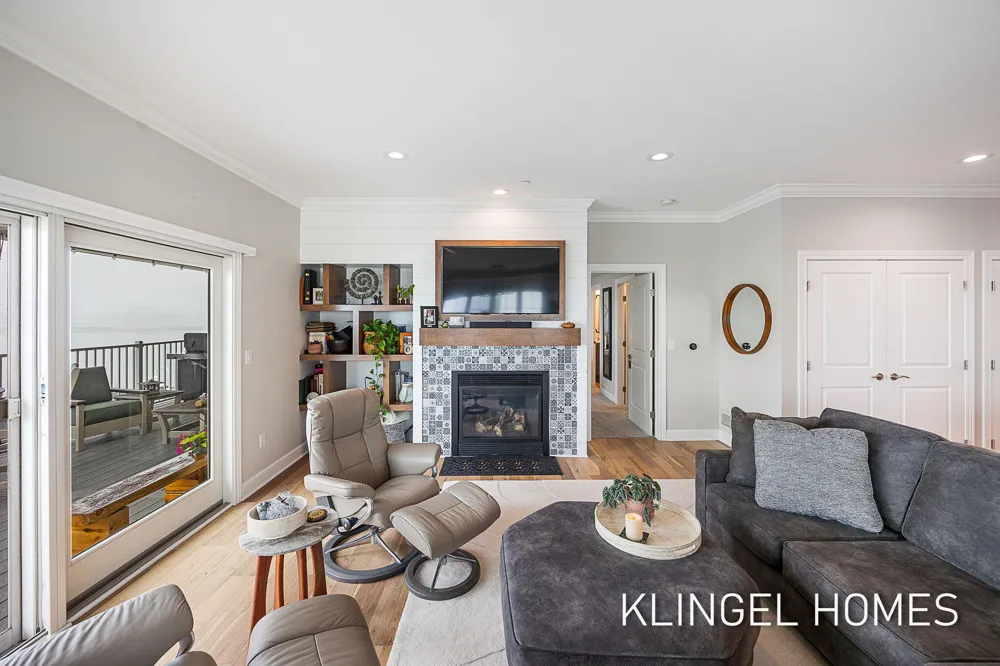 930 W Savidge Street #20 Spring Lake, MI 49456