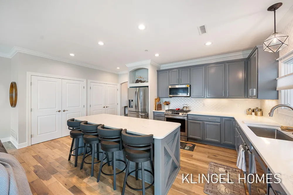 930 W Savidge Street #20 Spring Lake, MI 49456