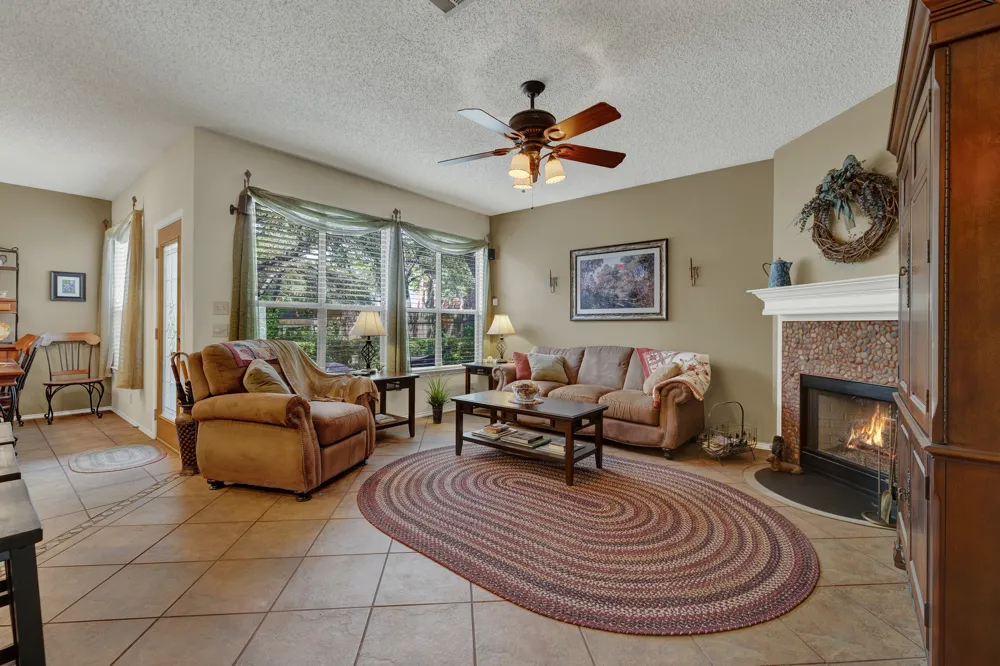 6661 Ruxton Lane Austin, TX 78749