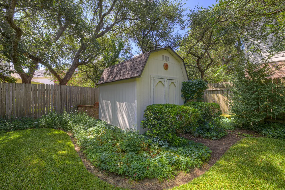 6661 Ruxton Lane Austin, TX 78749