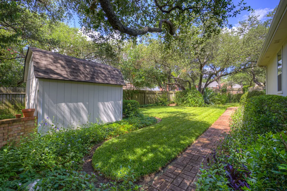 6661 Ruxton Lane Austin, TX 78749
