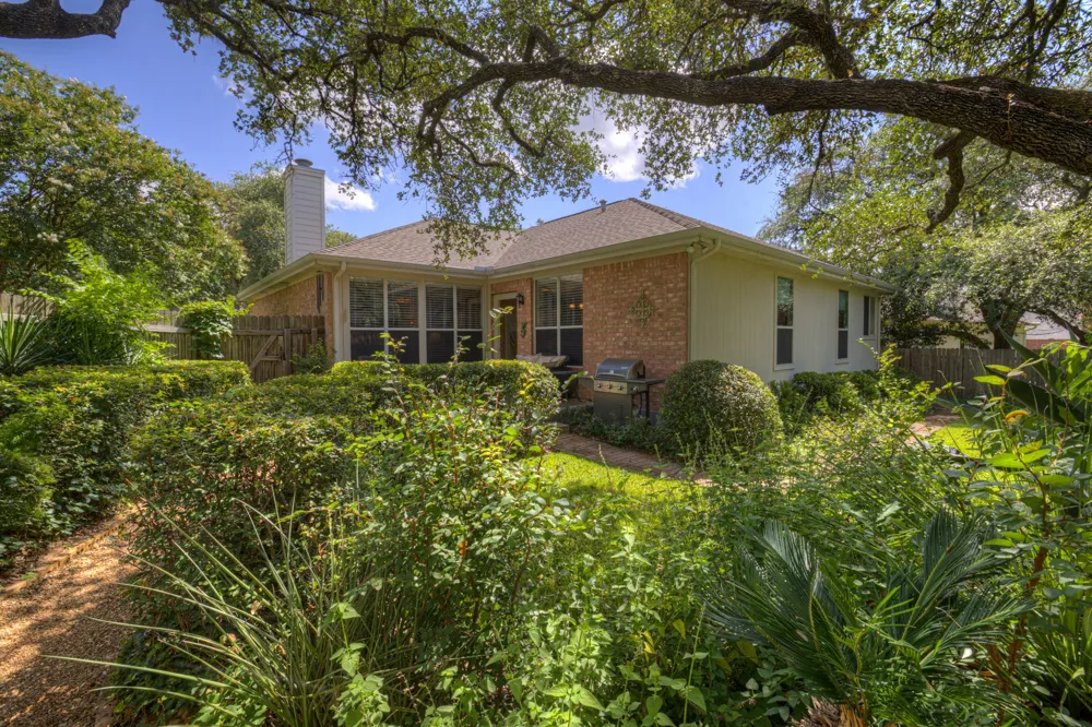 6661 Ruxton Lane Austin, TX 78749