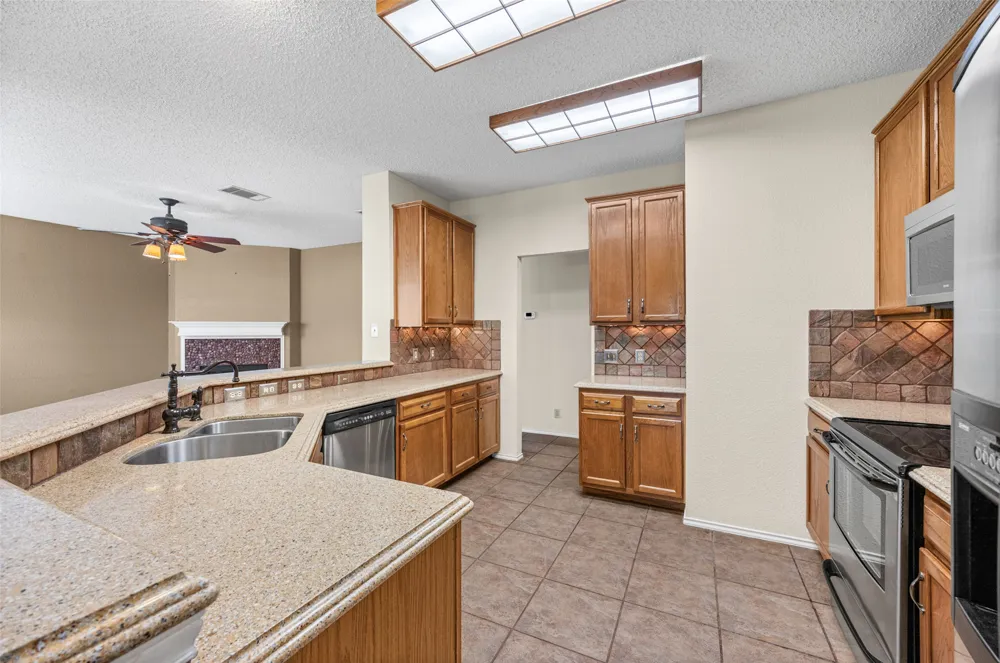 6661 Ruxton Lane Austin, TX 78749