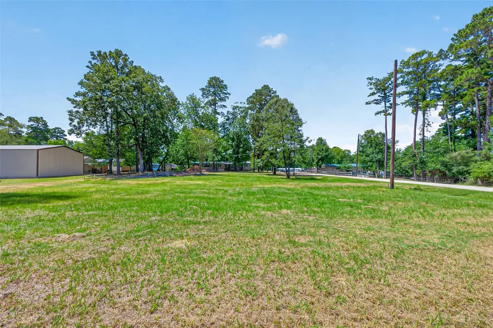180 Holly Trail Trinity, TX 75862