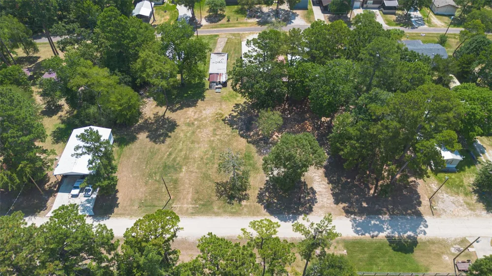 180 Holly Trail Trinity, TX 75862