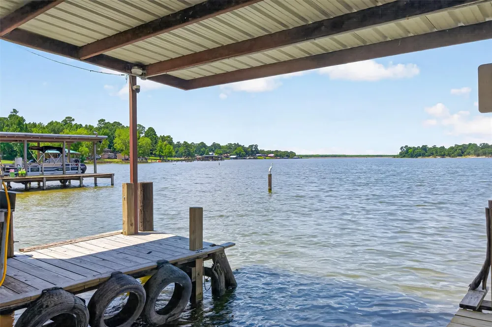 180 Holly Trail Trinity, TX 75862