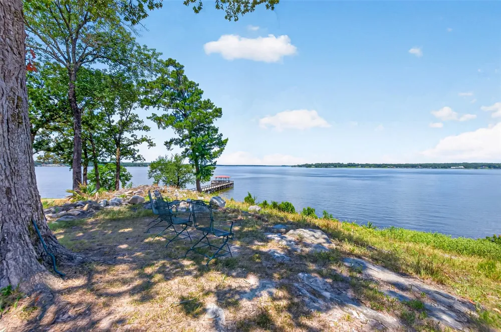 180 Holly Trail Trinity, TX 75862