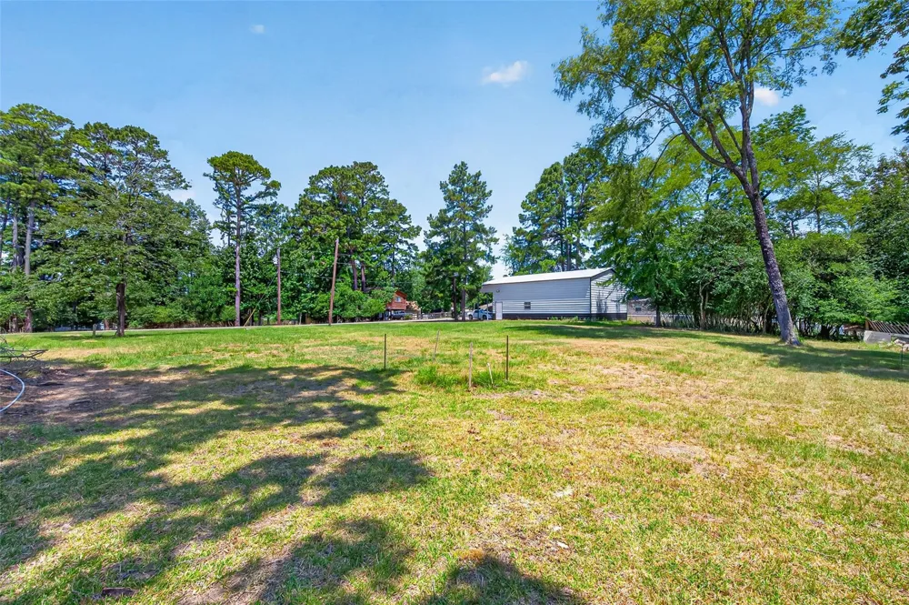 180 Holly Trail Trinity, TX 75862