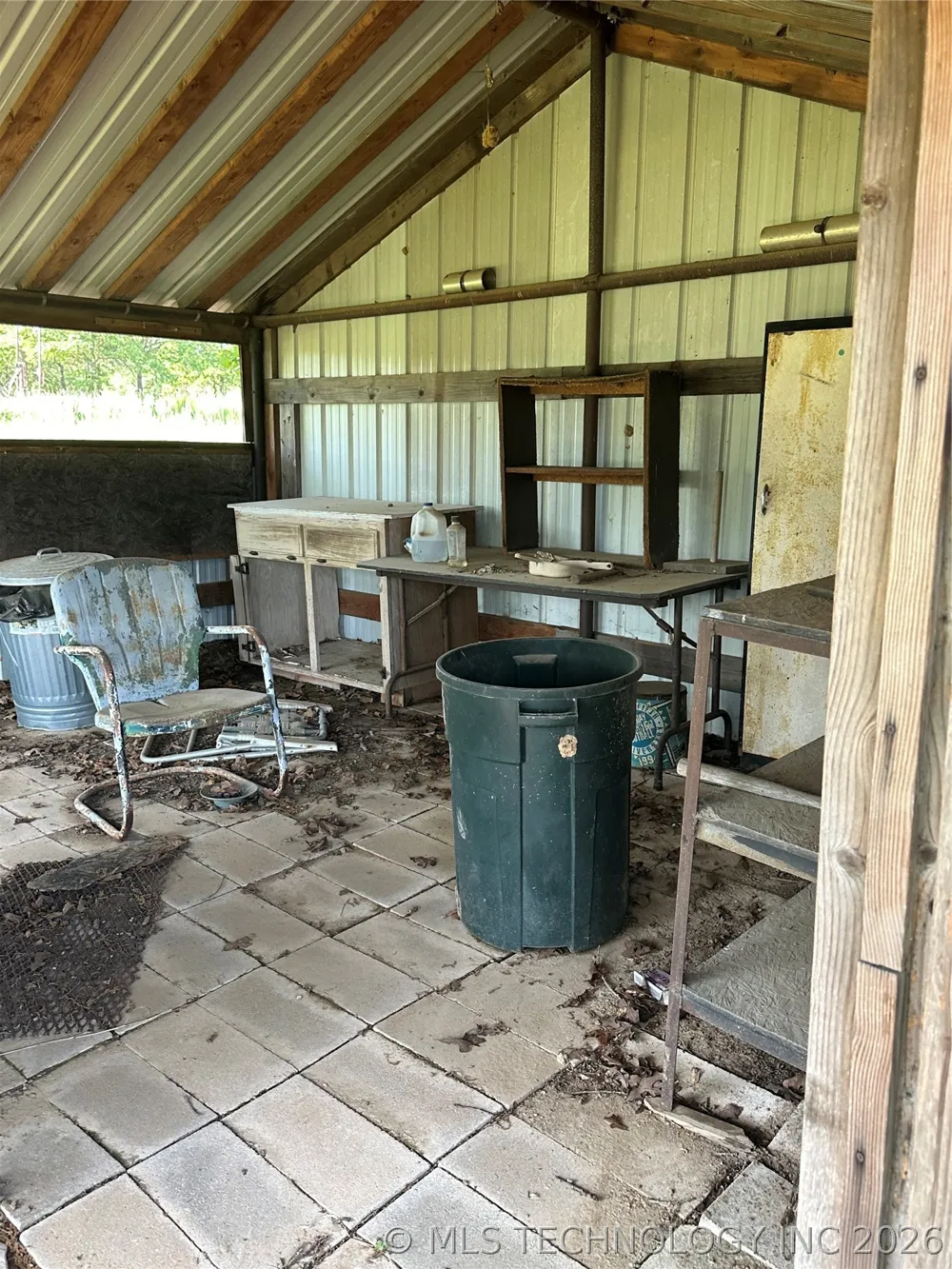1 CR 2240 ROAD Barnsdall, OK 74002