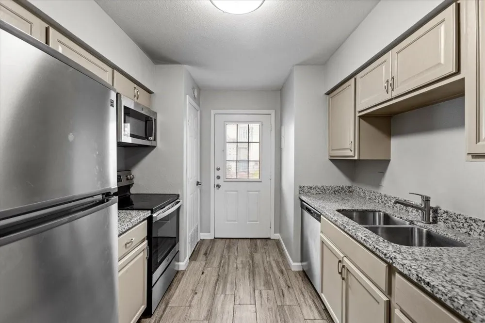 1914 Larrabee Street #1-12 Seabrook, TX 77586