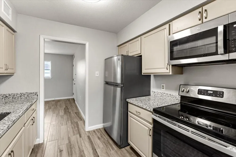 1914 Larrabee Street #1-12 Seabrook, TX 77586