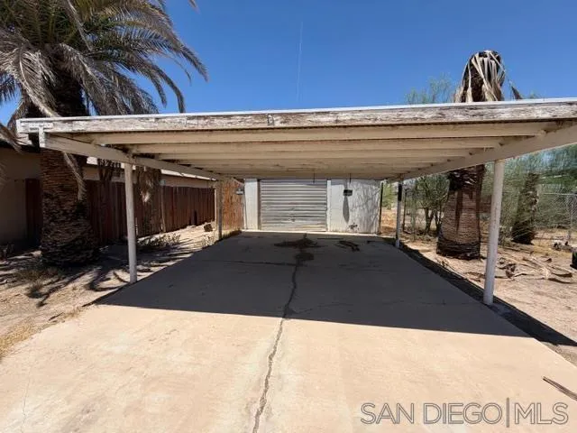 170 Bonita Calipatria, CA 92233