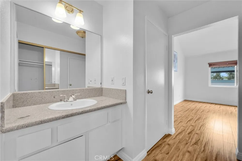 23640 Monument Canyon #C Diamond Bar, CA 91765