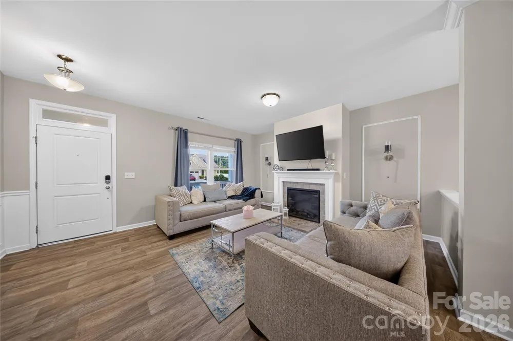 5137 Thomasville Drive Belmont, NC 28012