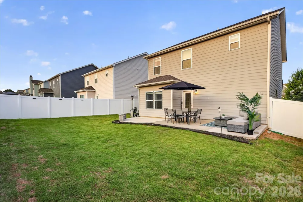 5137 Thomasville Drive Belmont, NC 28012