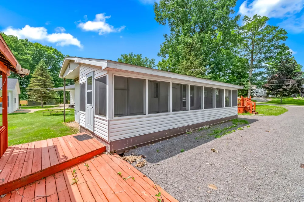 6915 Rowley Drive Jefferson Township, MI 49266