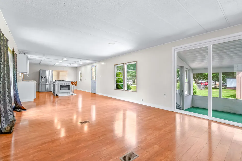 6915 Rowley Drive Jefferson Township, MI 49266