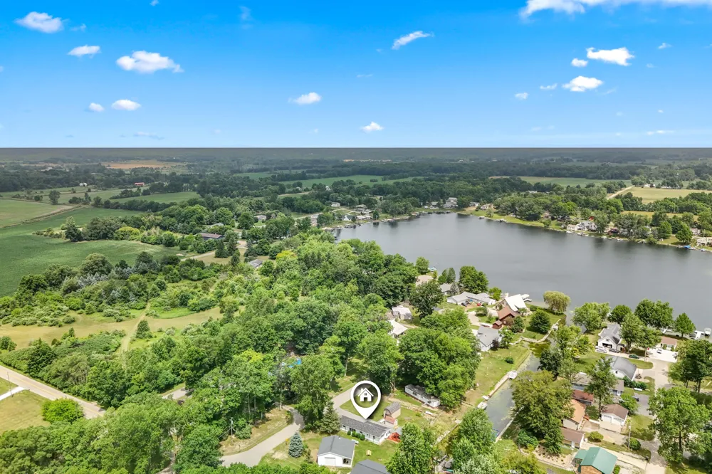 6915 Rowley Drive Jefferson Township, MI 49266