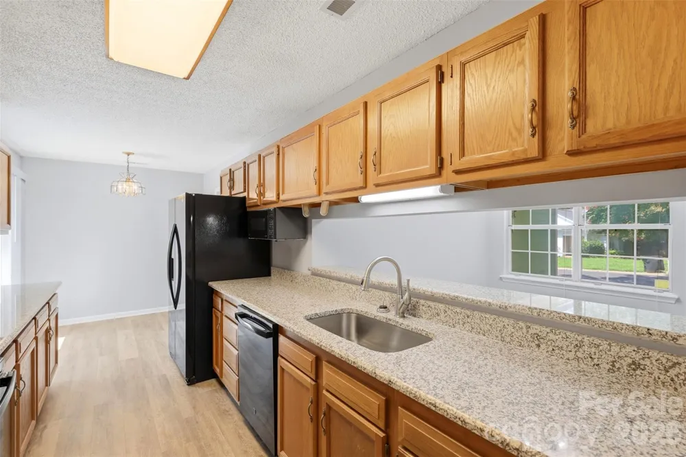 12615 Delman Lane Pineville, NC 28134