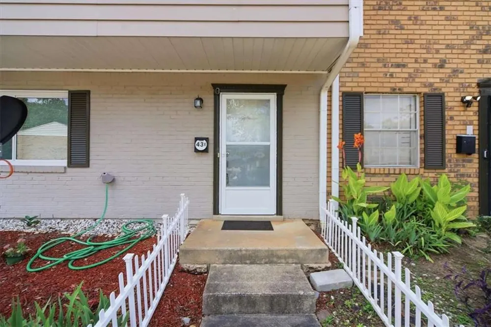 4701 Flat Shols rd Union City, GA 30291