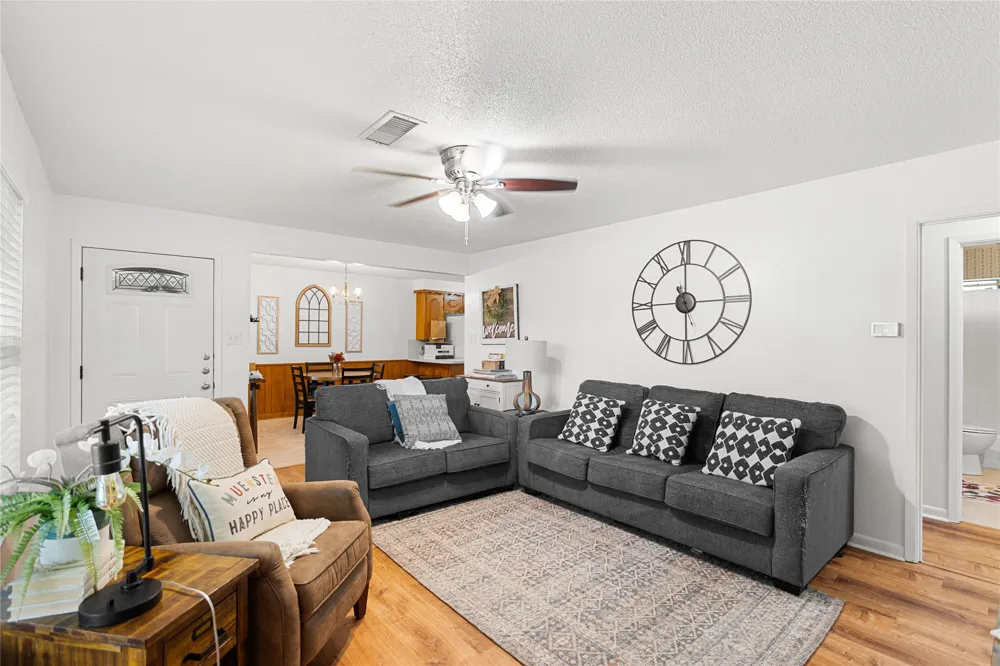 603 E 5th Street Muenster, TX 76252