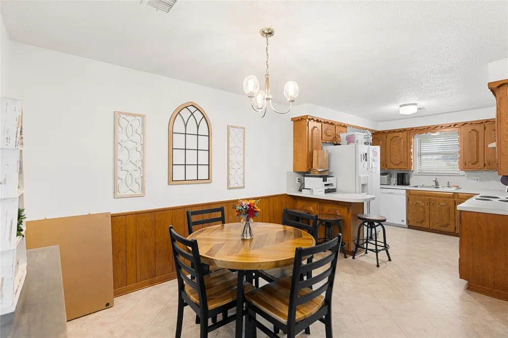 603 E 5th Street Muenster, TX 76252