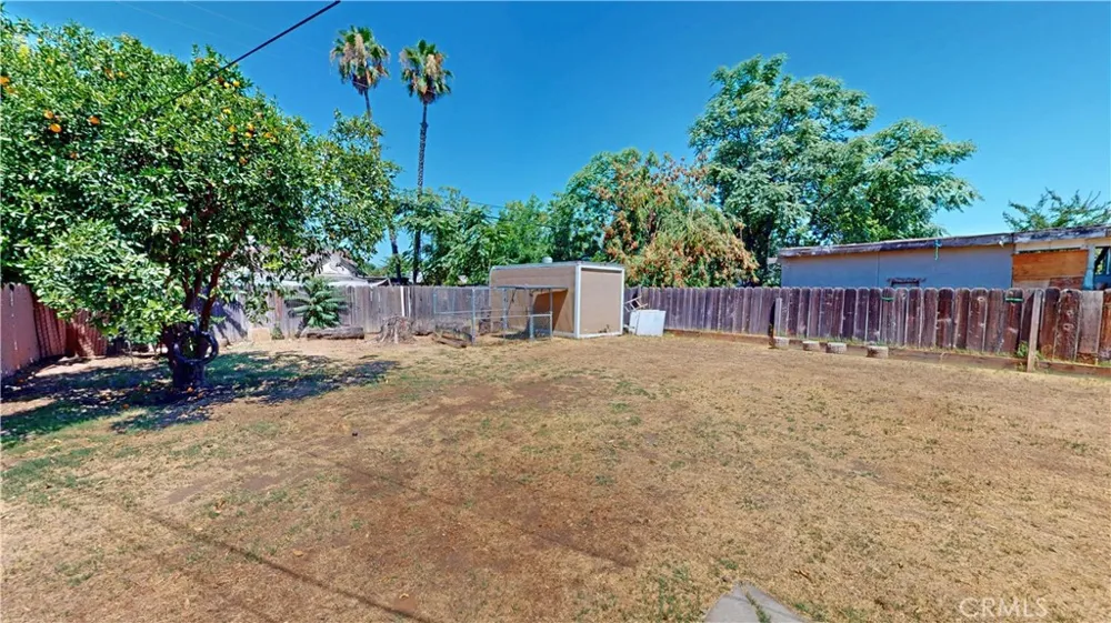 302 S Jackson Fresno, CA 93702