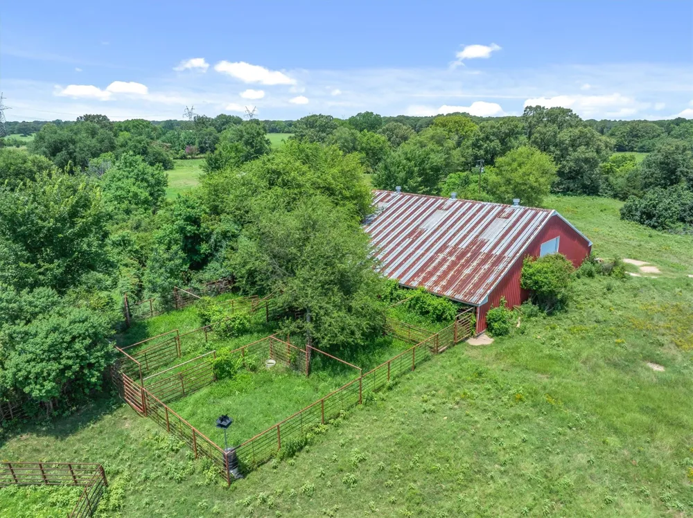 3300 Vz County Road 1903 Edgewood, TX 75117