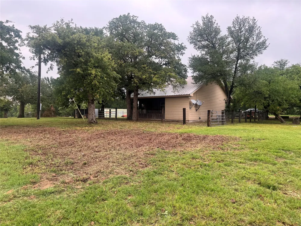 2110 County Road 362 Desdemona, TX 76445