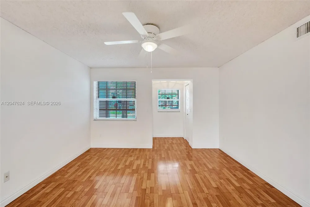 5028 SW 121st Ave Cooper City, FL 33330